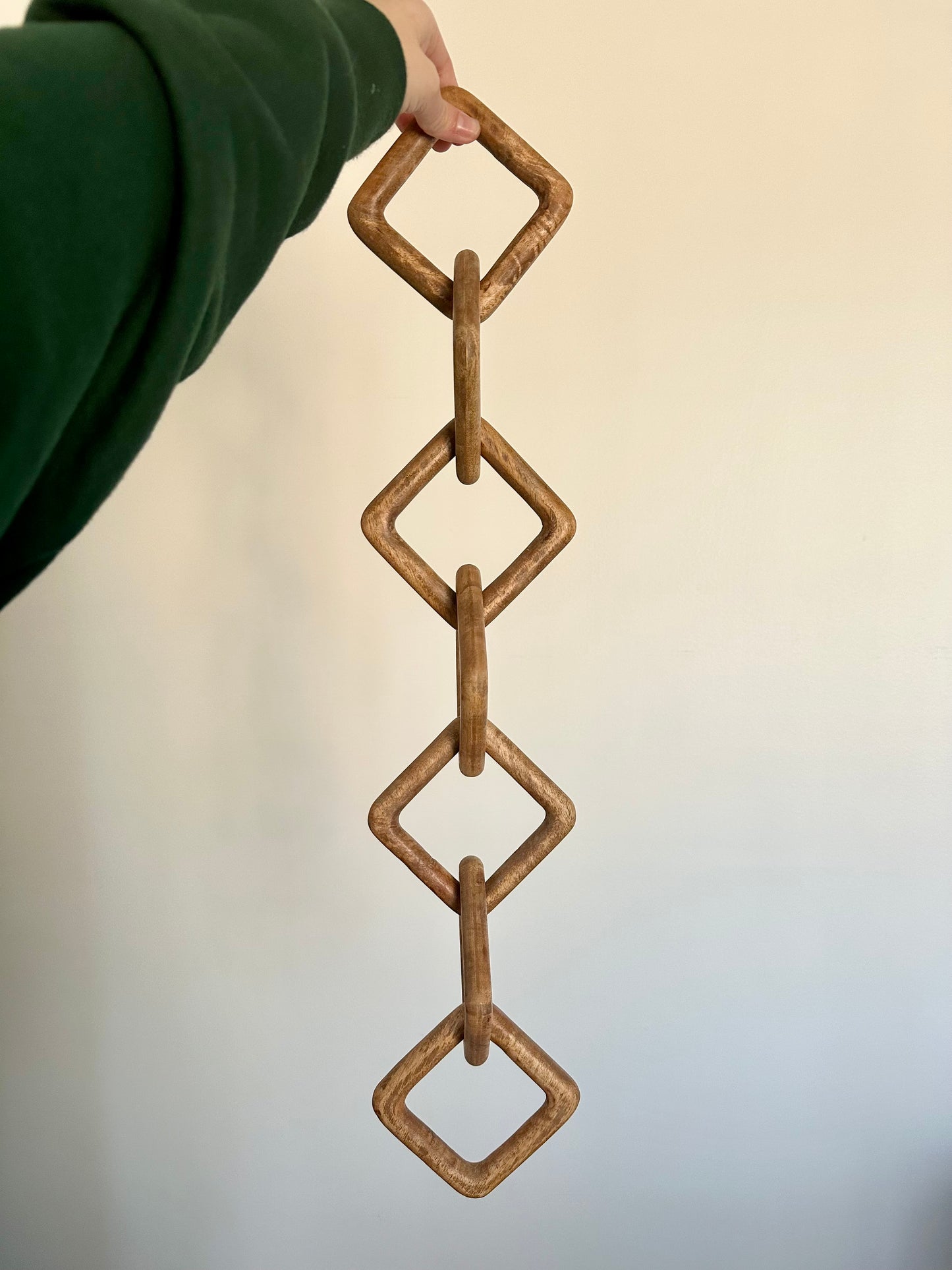 Wood Chain Decor