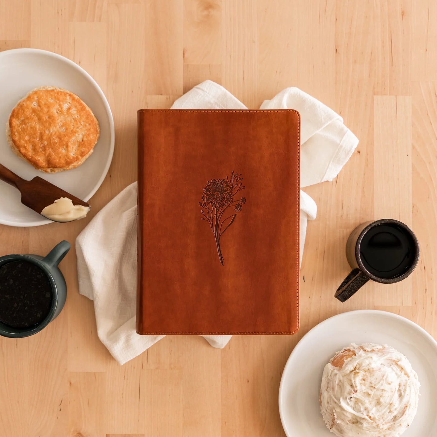 ESV Large Print Journaling Bible : Sierra Theme